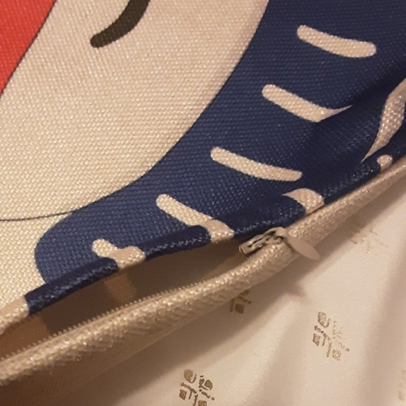 NEW Set of 4 Red & Blue Christmas Pillowcovers - snowman, trees **SO CUTE** - Picture 8 of 9